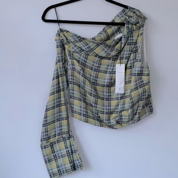 Hellessy
checked one-shoulder blouse size 4 NWT - Picture 4 of 10